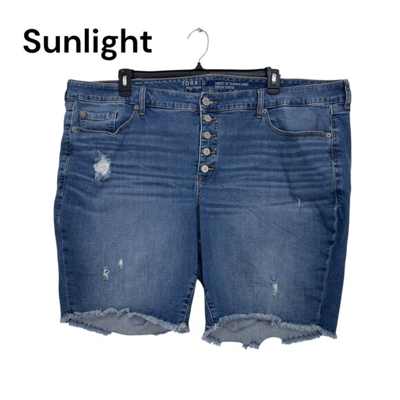 Torrid Womens Plus 26 Bermuda Denim Shorts Distressed Button-Fly Vintage Stretch - Picture 1 of 15